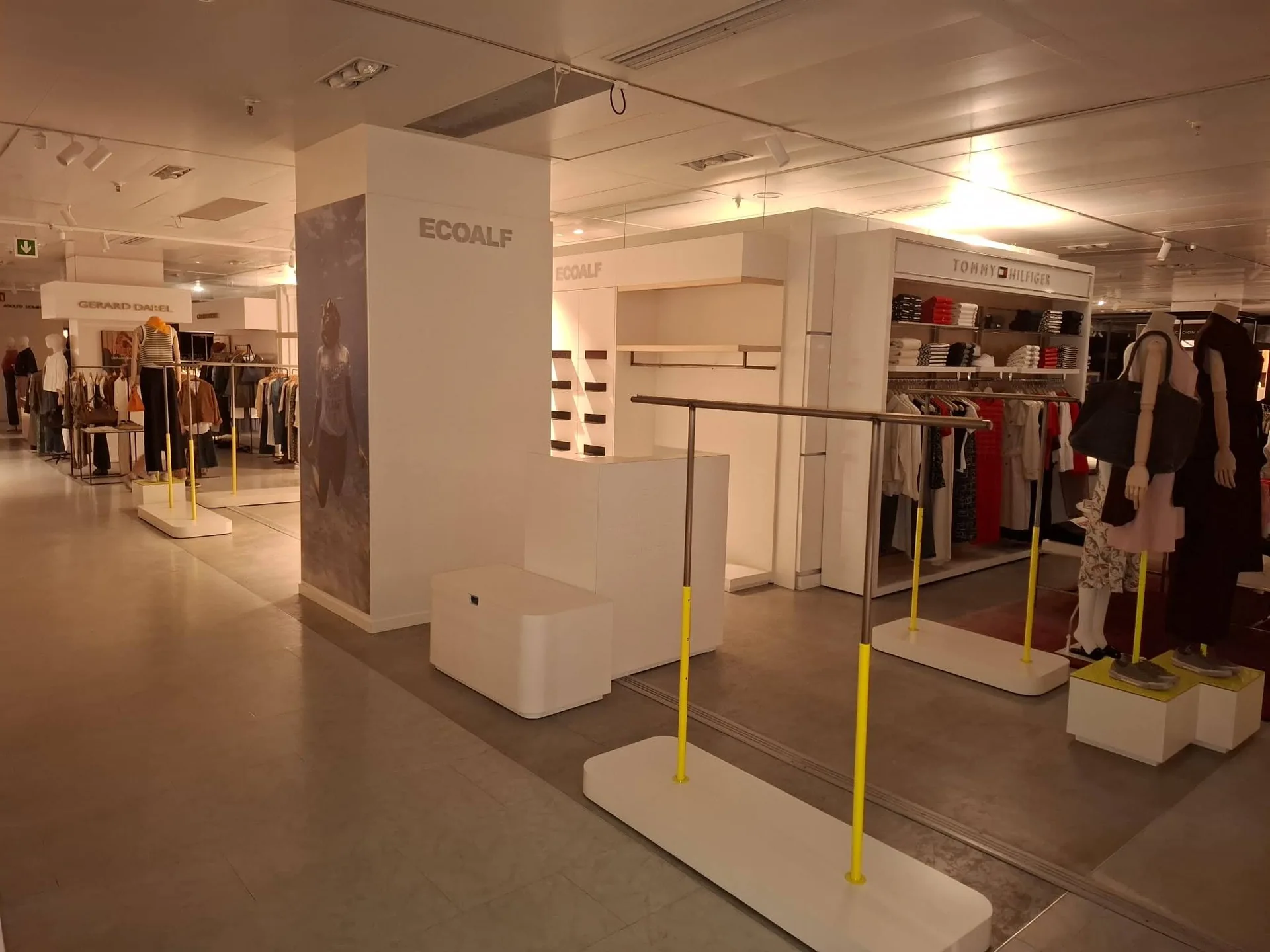 Ecoalf Marbella womenswear furniture installation, overall view 2