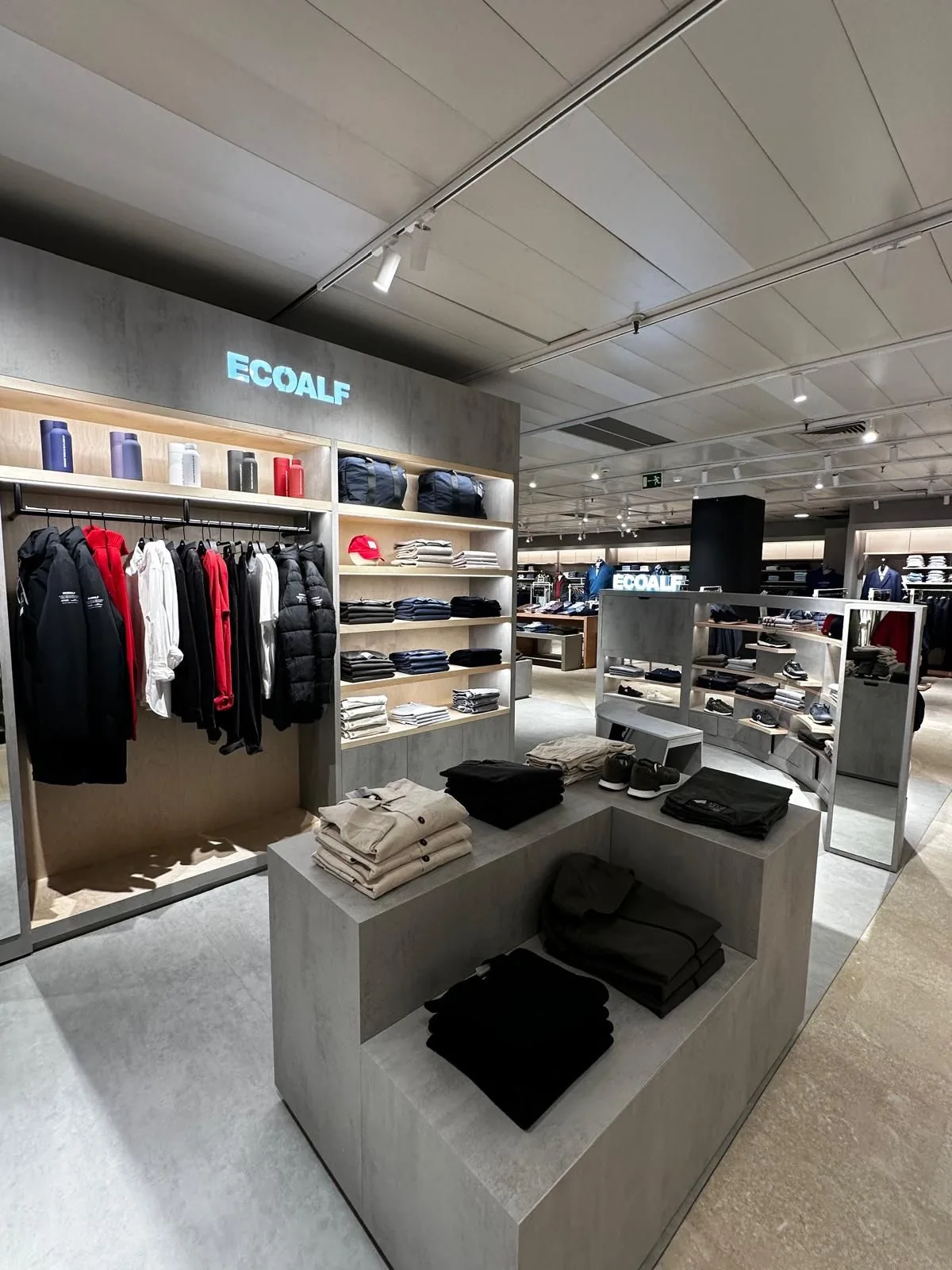 Ecoalf Vigo menswear completed interior 4