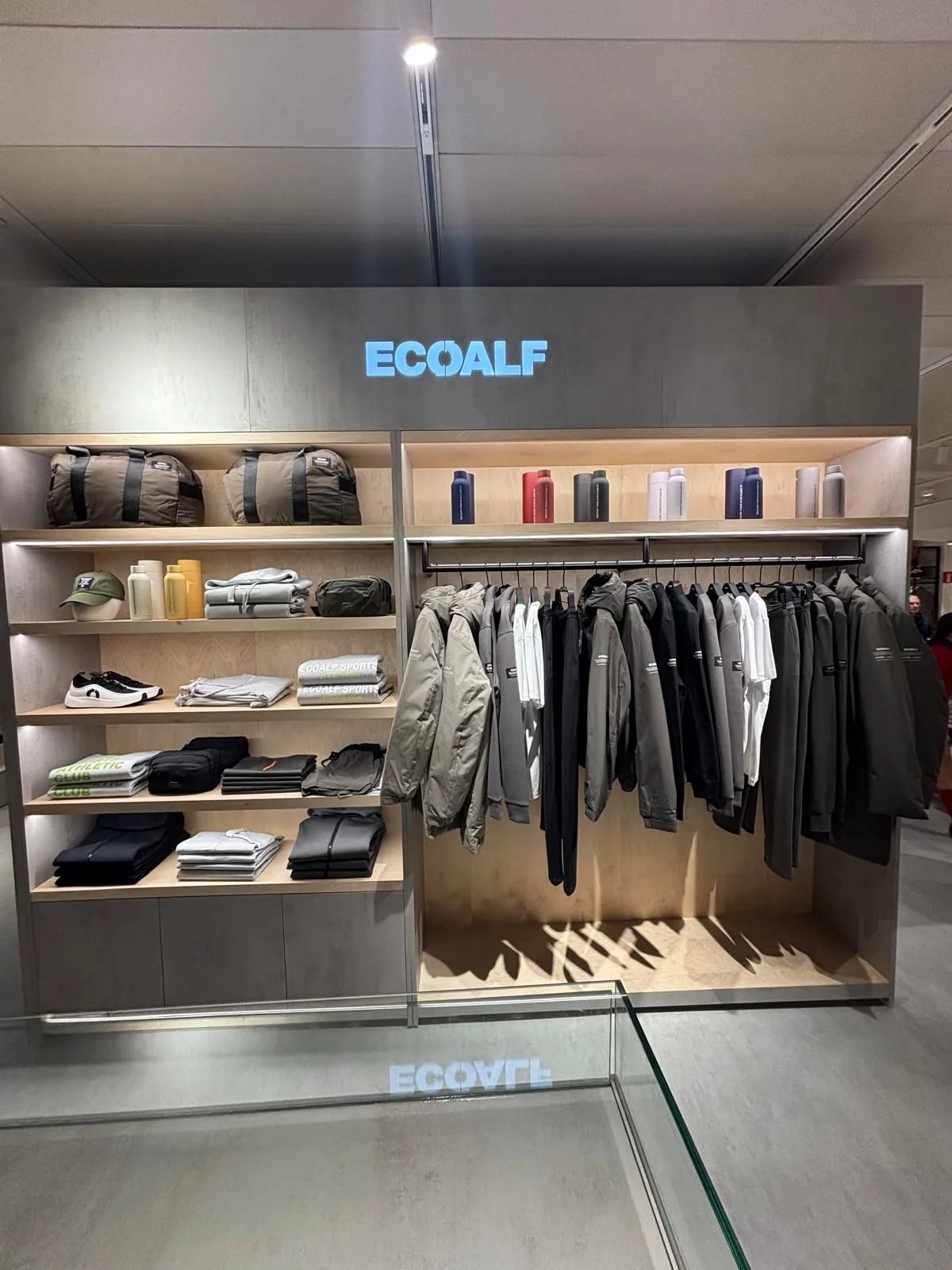 Ecoalf Vigo menswear completed interior 5